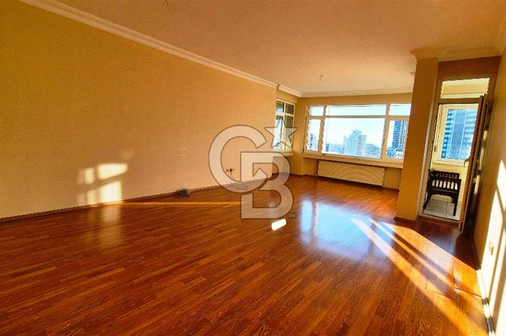 Seçkin Konaklar Sitesinde Deniz Manzaralı 3+1 Daire