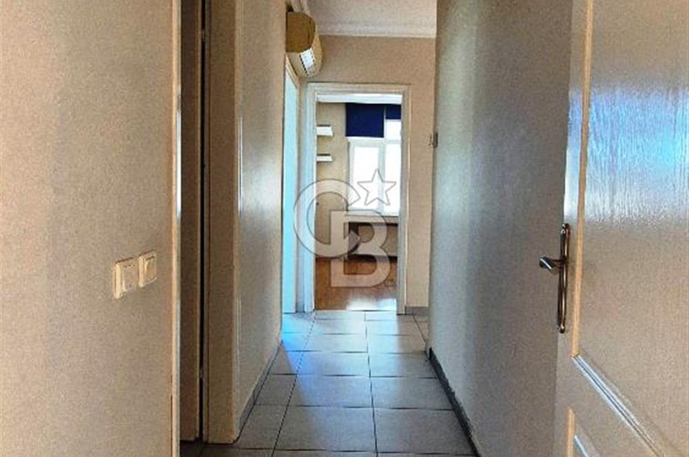 Seçkin Konaklar Sitesinde Deniz Manzaralı 3+1 Daire
