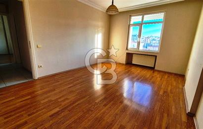 Seçkin Konaklar Sitesinde Deniz Manzaralı 3+1 Daire