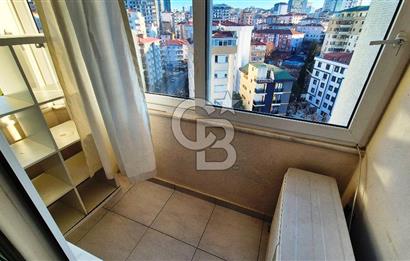 Seçkin Konaklar Sitesinde Deniz Manzaralı 3+1 Daire