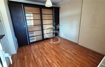 Seçkin Konaklar Sitesinde Deniz Manzaralı 3+1 Daire