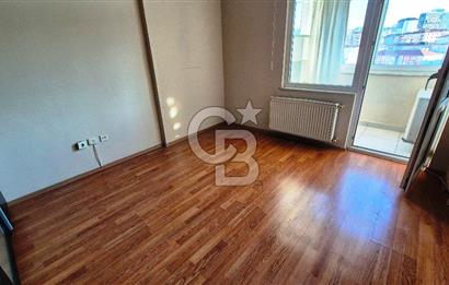 Seçkin Konaklar Sitesinde Deniz Manzaralı 3+1 Daire