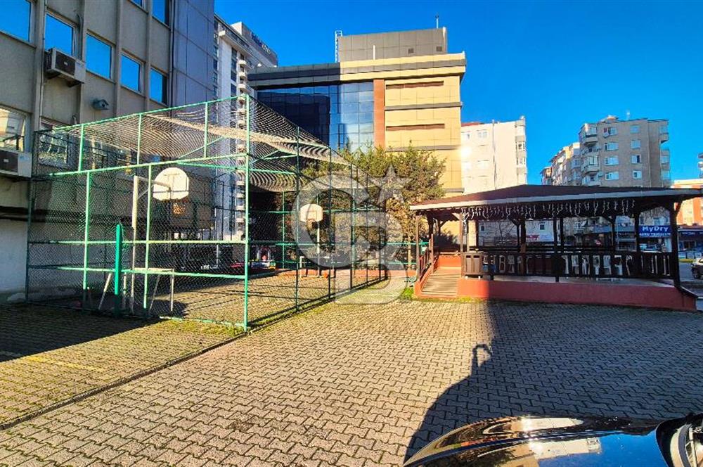 Seçkin Konaklar Sitesinde Deniz Manzaralı 3+1 Daire