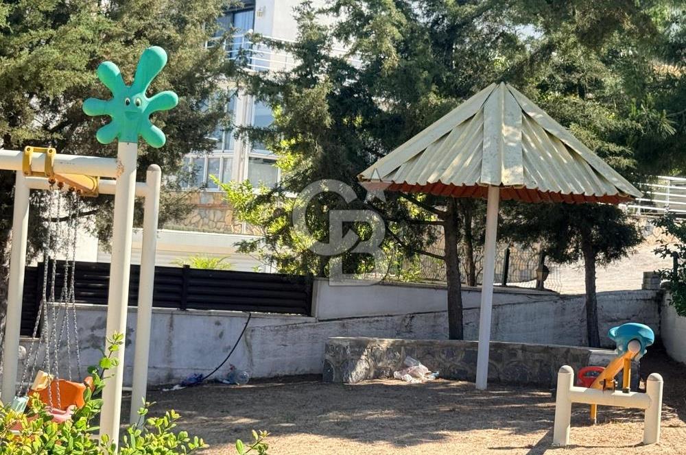 BOĞAZİÇİ/ ADABÜKÜ MAVİ TUR SİTESİ EŞSİZ DENİZ MANZARALI VİLLA
