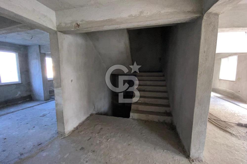İzmir Bornova Altındağ Kemalpaşa cad. sokağında satılık bina 