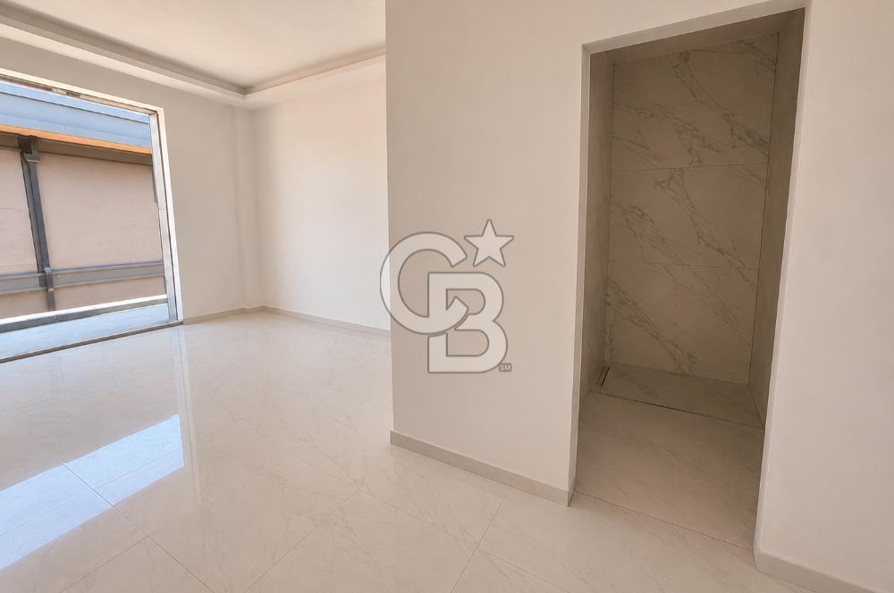 KOCAELİ YENİKÖY MERKEZ 4+1 SATILIK SİTE İÇERİSİNDE VİLLA
