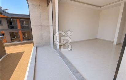 KOCAELİ YENİKÖY MERKEZ 4+1 SATILIK SİTE İÇERİSİNDE VİLLA