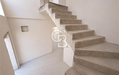 KOCAELİ YENİKÖY MERKEZ 4+1 SATILIK SİTE İÇERİSİNDE VİLLA
