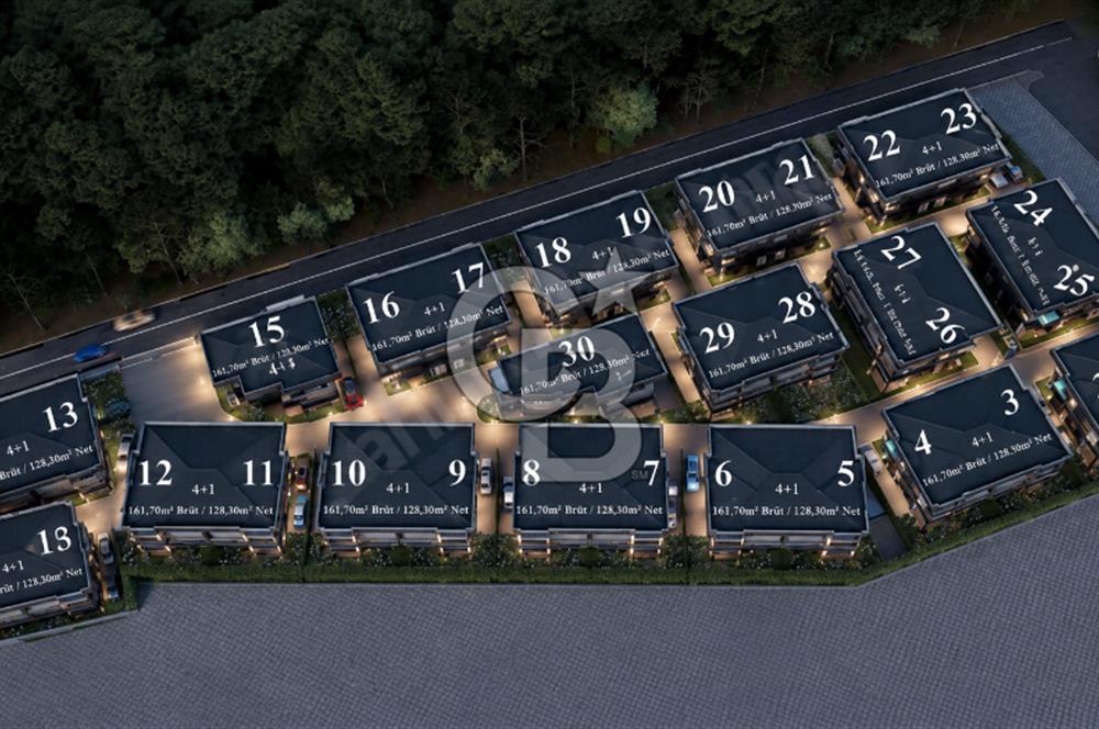 KOCAELİ YENİKÖY MERKEZ 4+1 SATILIK SİTE İÇERİSİNDE VİLLA