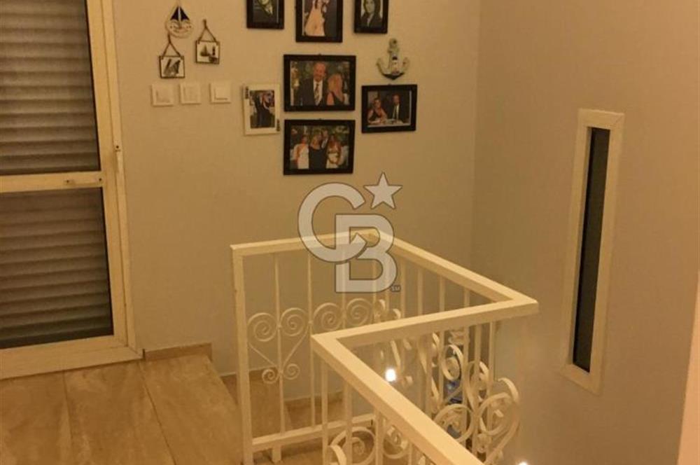 ÇEŞME ILICA'DA KİRALIK VİLLA