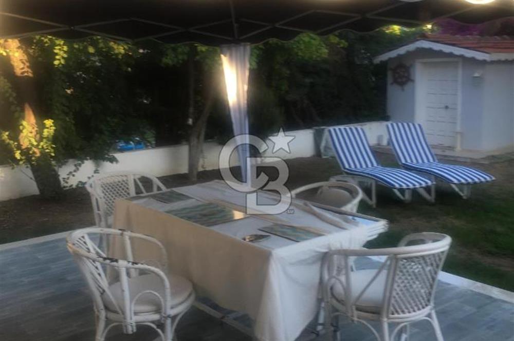 ÇEŞME ILICA'DA KİRALIK VİLLA