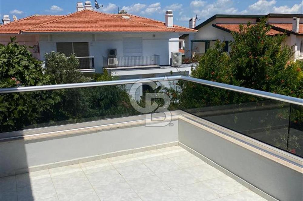 ÇEŞME ILICA'DA KİRALIK VİLLA