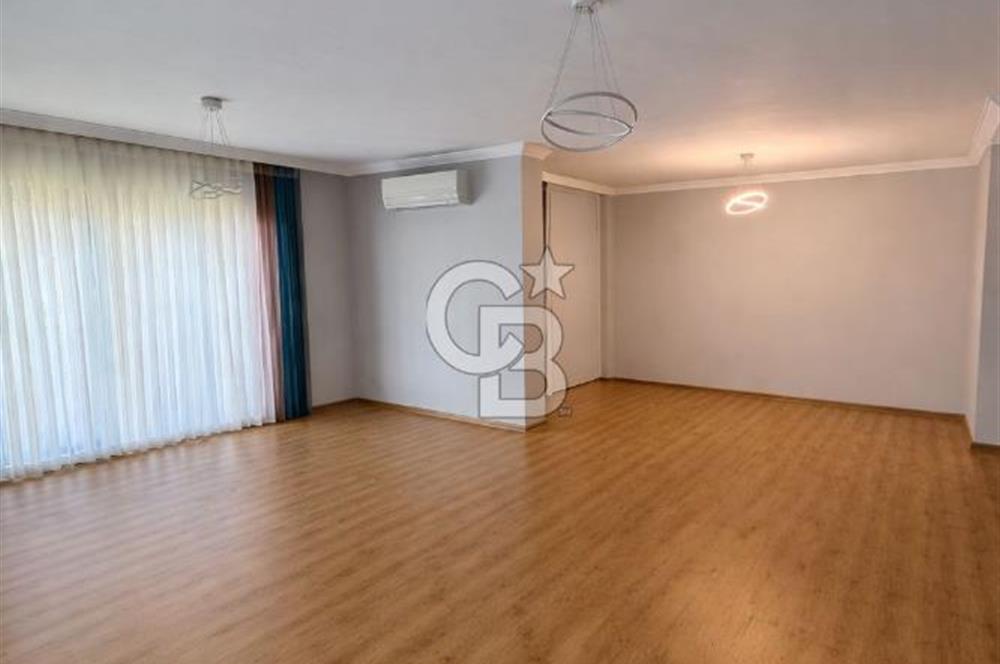Halkalı Laleşehir Konaklarında 6+1 Bahçe Dubleks Kiralık daire