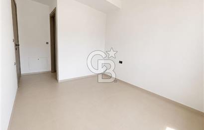 Menemen Ulukentte site içerisinde Bahçeli 2+1 Daire