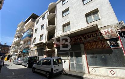 İzmir Bornova Altındağ Kemalpaşa cad. sokağında satılık bina 
