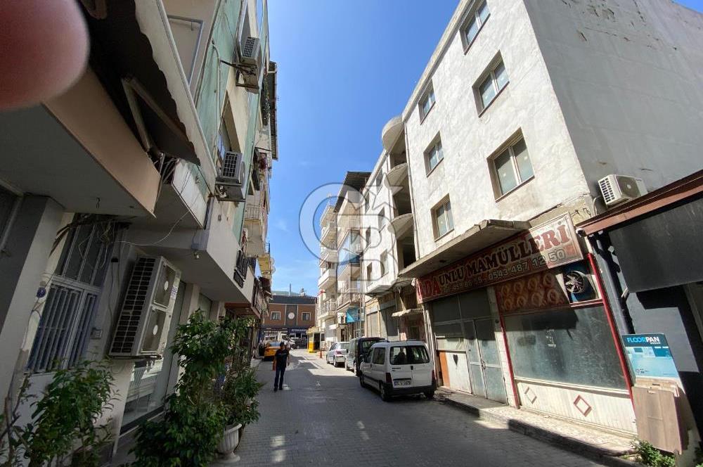 İzmir Bornova Altındağ Kemalpaşa cad. sokağında satılık bina 