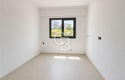 Menemen Ulukentte site içerisinde Bahçeli 2+1 Daire