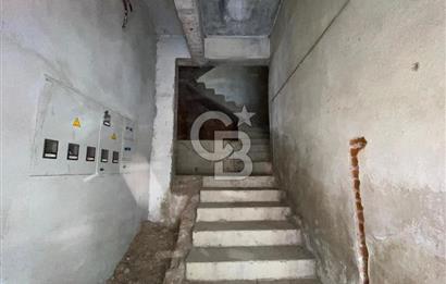 İzmir Bornova Altındağ Kemalpaşa cad. sokağında satılık bina 
