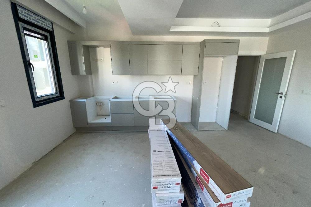 Üsküdar Barbaros Satılık Daire Sıfır Sitede 2+1 Ebeveynli