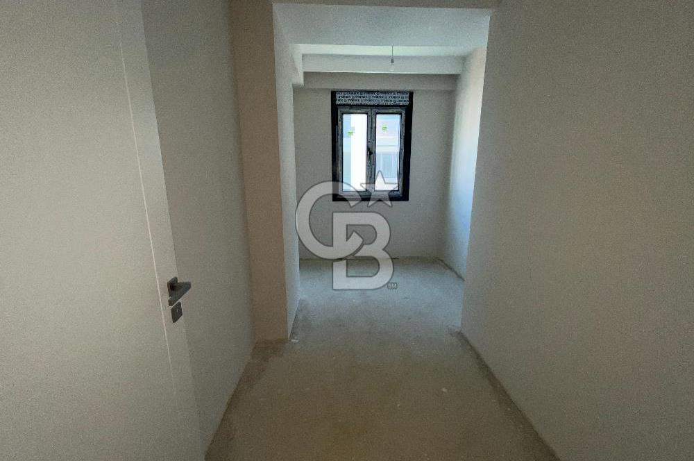 Üsküdar Barbaros Satılık Daire Sıfır Sitede 2+1 Ebeveynli