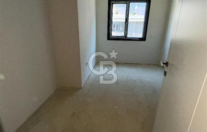 Üsküdar Barbaros Satılık Daire Sıfır Sitede 2+1 Ebeveynli