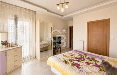 KOCAELİ KARAMÜRSEL DENİZ MANZARALI BAHÇELİ SATILIK DUBLEKS DAİRE