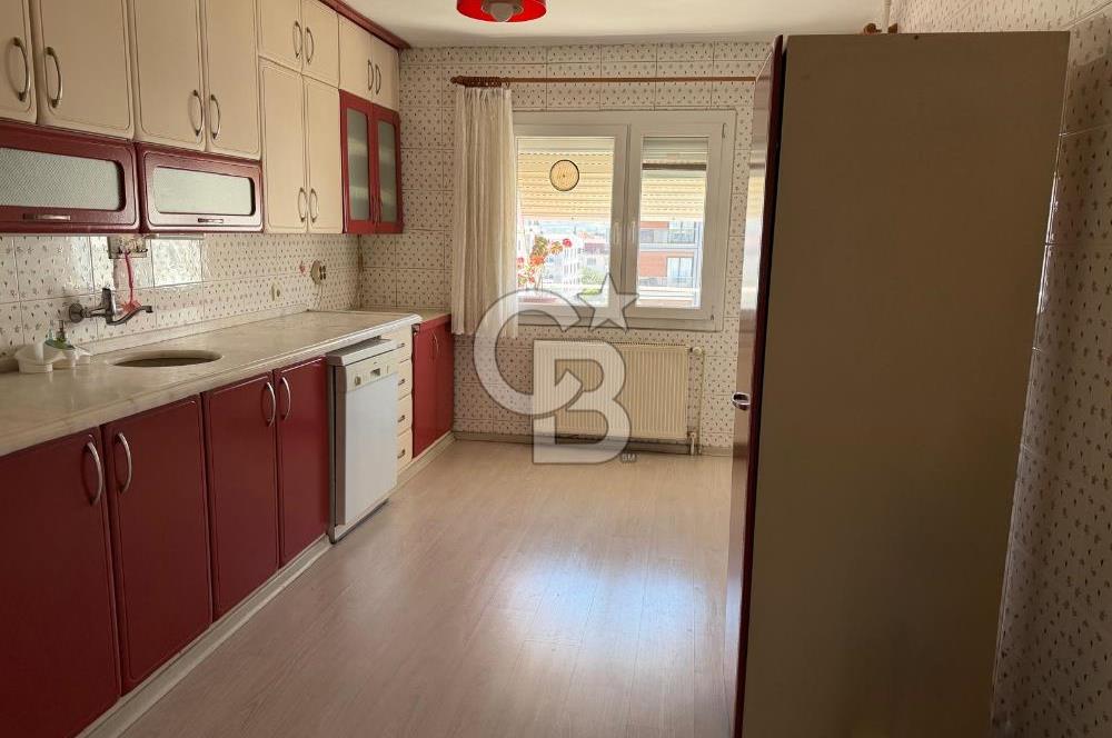 CB SMYRNA'DAN BUCA SEYFİ DEMİRSOY HASTANESİ YAKINI SATILIK DAİRE