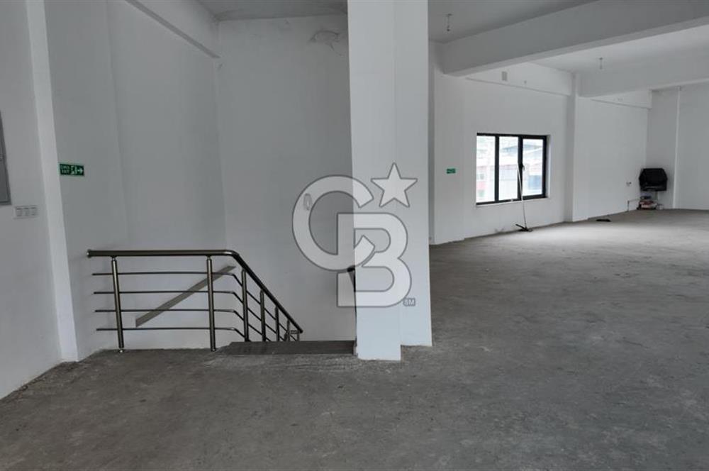 ÇANKIRI MERKEZ OTO SANAYİDE PRESTİJLİ SHOWROOM   HEM SATILIK HEM KİRALIK