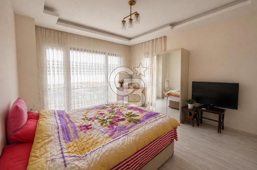 KOCAELİ KARAMÜRSEL DENİZ MANZARALI BAHÇELİ SATILIK DUBLEKS DAİRE