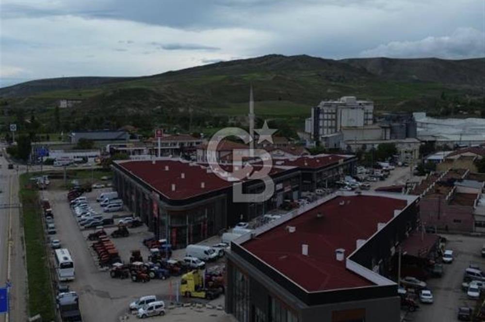 ÇANKIRI MERKEZ OTO SANAYİDE PRESTİJLİ SHOWROOM   HEM SATILIK HEM KİRALIK
