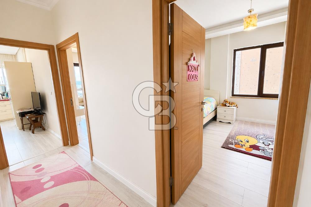KOCAELİ KARAMÜRSEL DENİZ MANZARALI BAHÇELİ SATILIK DUBLEKS DAİRE
