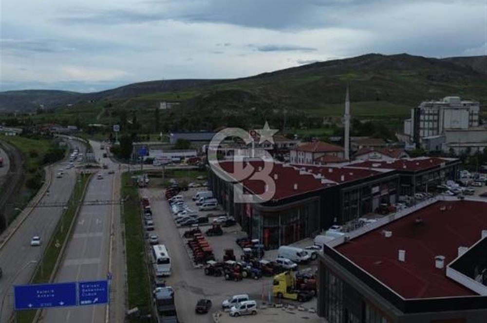 ÇANKIRI MERKEZ OTO SANAYİDE PRESTİJLİ SHOWROOM   HEM SATILIK HEM KİRALIK