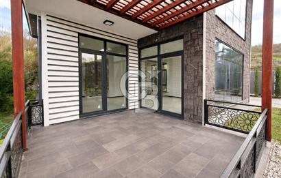 BAŞİSKELE YENİKÖYDE TAM MÜSTAKİL 4+1 DENİZ MANZARALI VİLLA