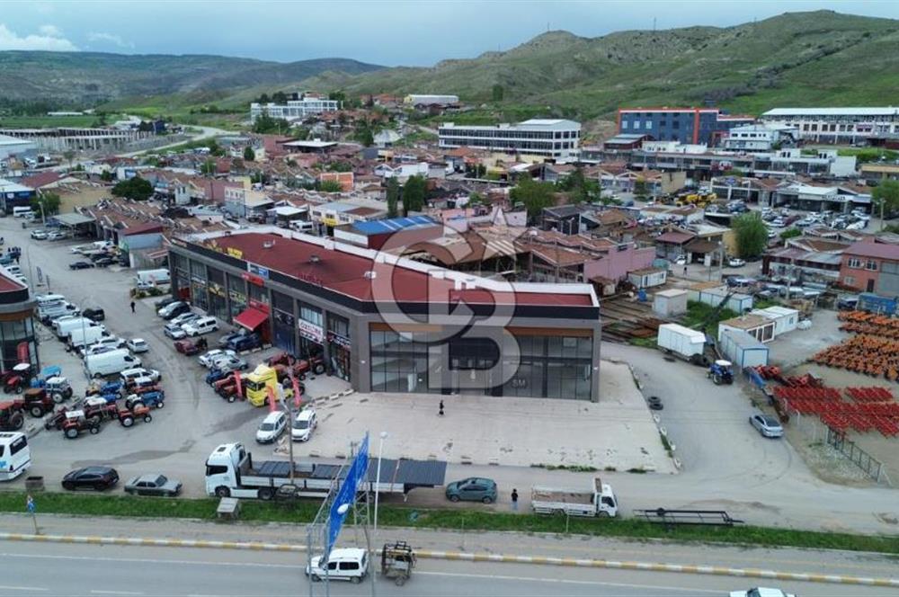ÇANKIRI MERKEZ OTO SANAYİDE PRESTİJLİ SHOWROOM   HEM SATILIK HEM KİRALIK