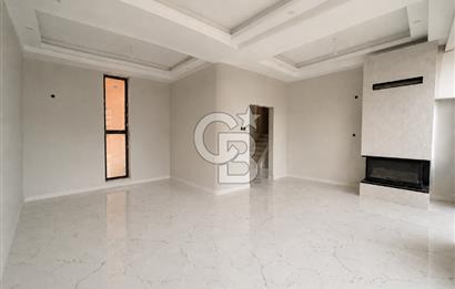 KOCAELİ BAŞİSKELE YENİKÖY'DE SİTE İÇERİSİNDE SATILIK VİLLA