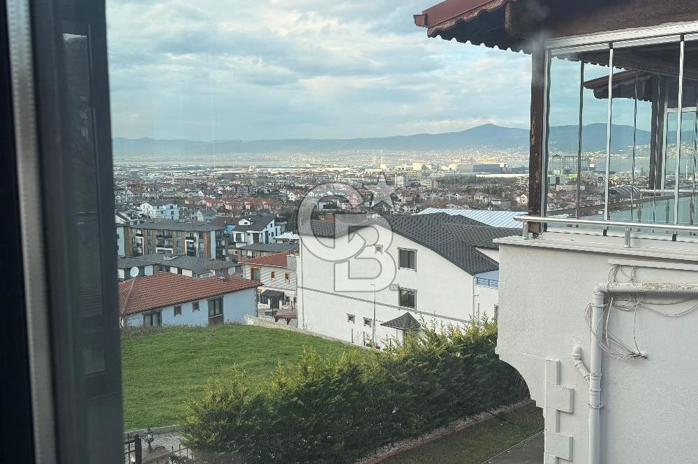 BAŞİSKELE YENİKÖYDE TAM MÜSTAKİL 4+1 DENİZ MANZARALI VİLLA