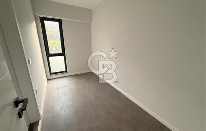 BAŞİSKELE YENİKÖYDE TAM MÜSTAKİL 4+1 DENİZ MANZARALI VİLLA