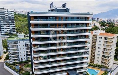 BORNOVA EVKA3' TE DENİZ VE ORMAN MANZARALI SATILIK LÜKS DAİRELER
