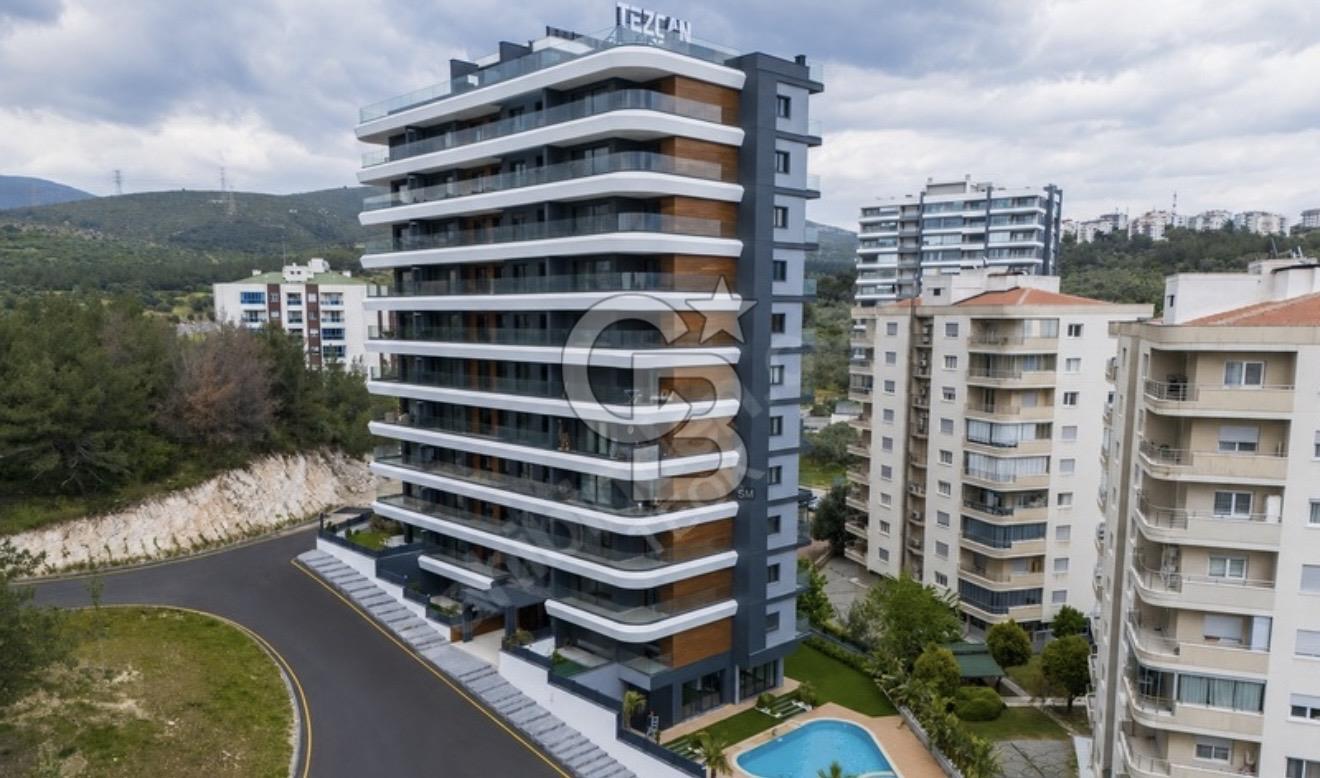 BORNOVA EVKA 3'TE DENİZ VE ORMAN MANZARALI SATILIK LÜKS DAİRE