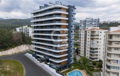BORNOVA EVKA 3'TE DENİZ VE ORMAN MANZARALI SATILIK LÜKS DAİRE