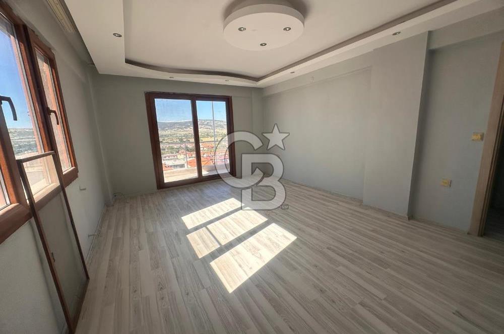 Foça Kazım Dirik Mah. Kiralık Kapalı Mutfak 2+1 Daire