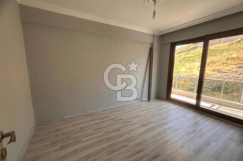 Foça Kazım Dirik Mah. Kiralık Kapalı Mutfak 2+1 Dubleks Daire