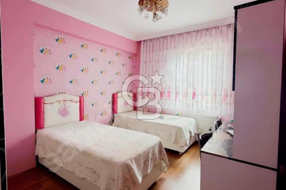 CUMHURİYET MAH. SAFİR EVLERİN' DE KİRALIK 4+1 DAİRE