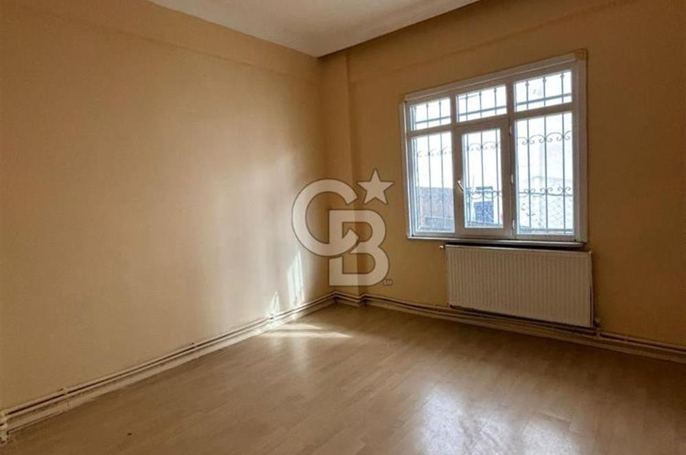Fatih caddesinde 2+1 kiralık daire