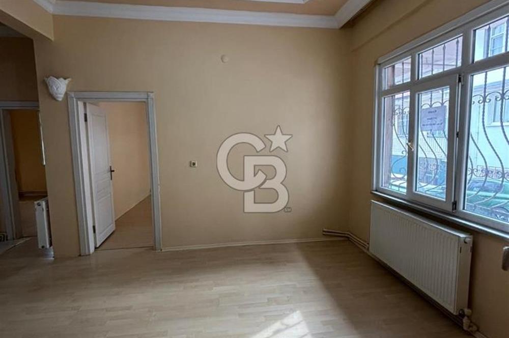 Fatih caddesinde 2+1 kiralık daire