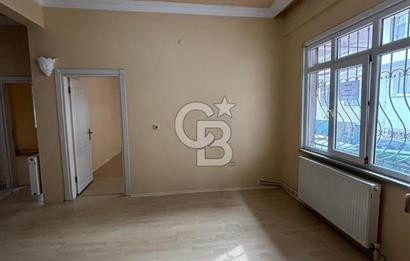 Fatih caddesinde 2+1 kiralık daire