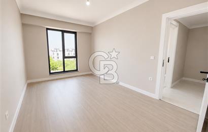 BAŞİSKELEDE HAVUZLU SİTEDE EBVYN BANYOLU SATILIK DAİRE