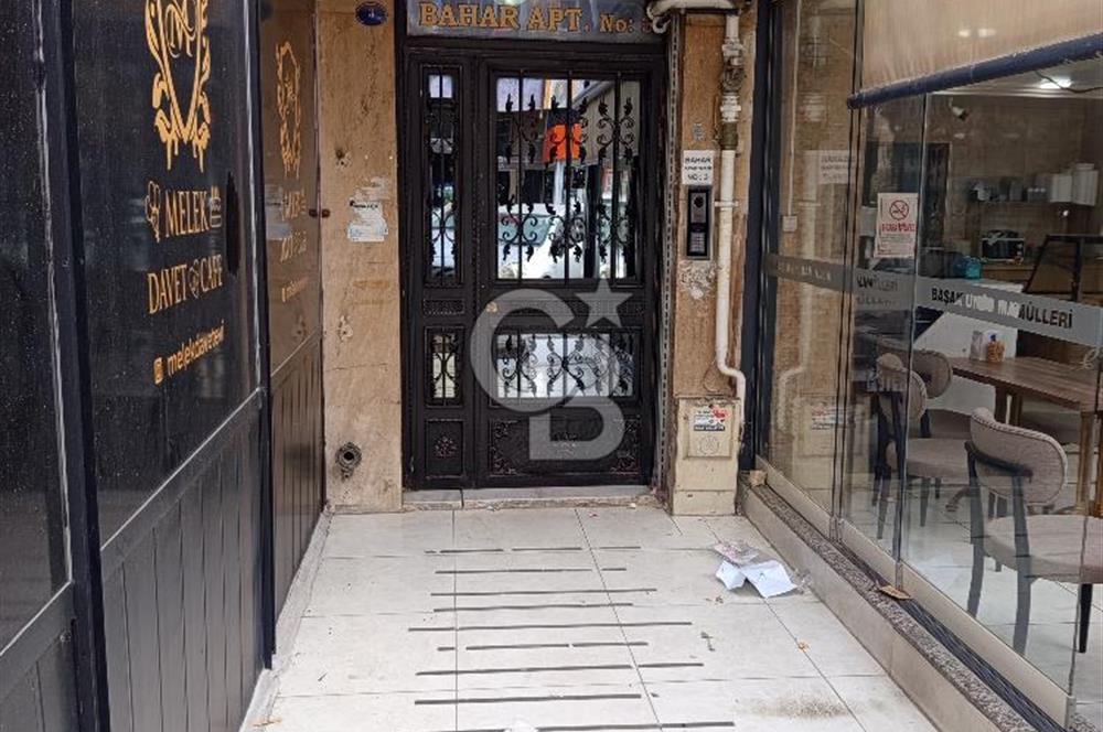 Karşiyaka Bahcelievler'de  3+1 geniş luks daire
