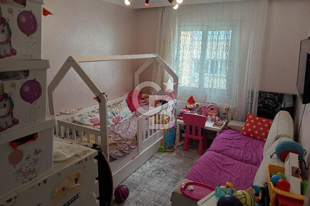 Karşiyaka Bahcelievler'de  3+1 geniş luks daire
