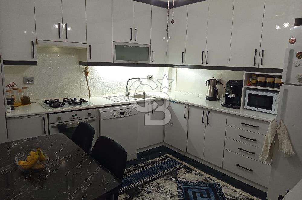 Karşiyaka Bahcelievler'de  3+1 geniş luks daire